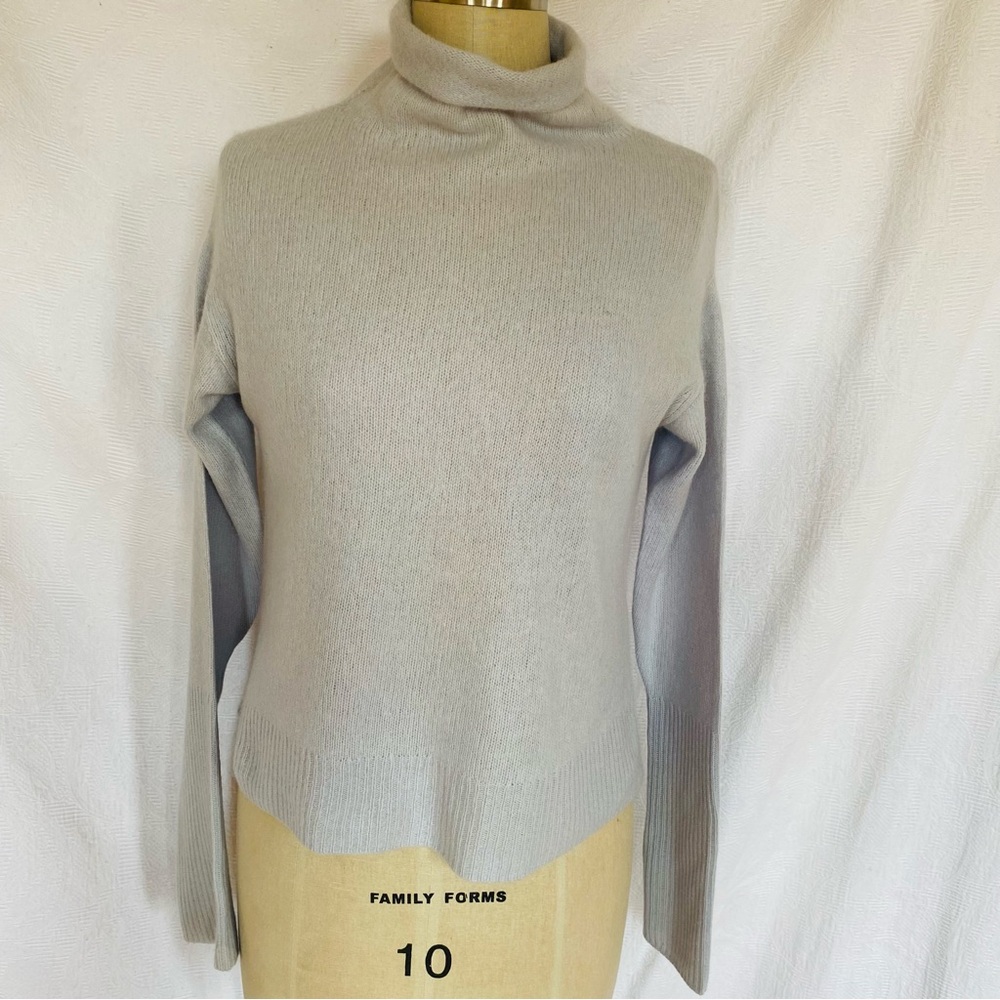 Pure cashmere XXS Wilfred pale blue funnel neck sweater